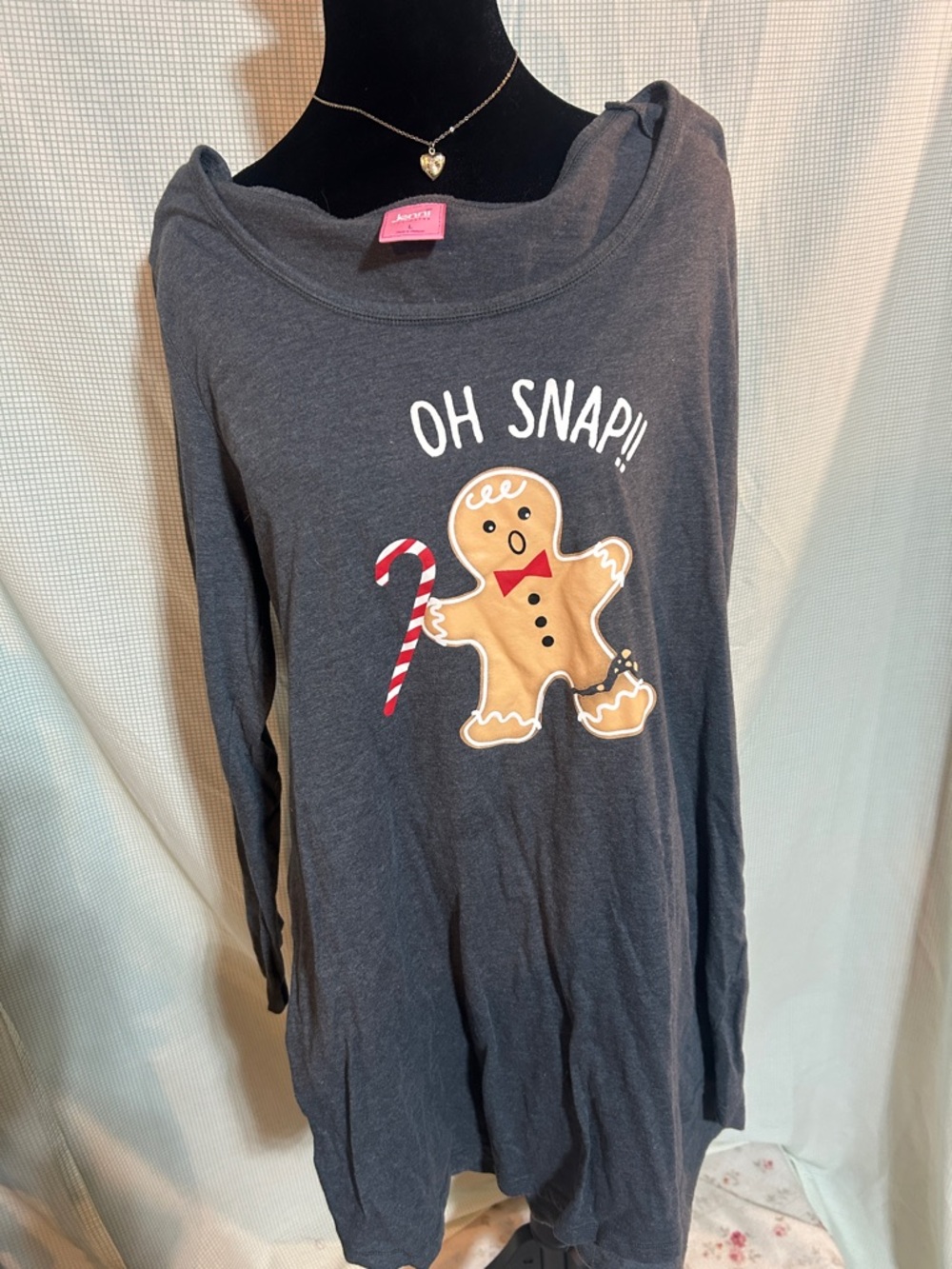 Jenni by Jennifer Moore Dark Gray Long-Sleeve 'Oh Snap!' Gingerbread Pajama Top